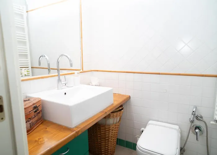 Retro Near Tiburtina And Metro B Apartamento Roma